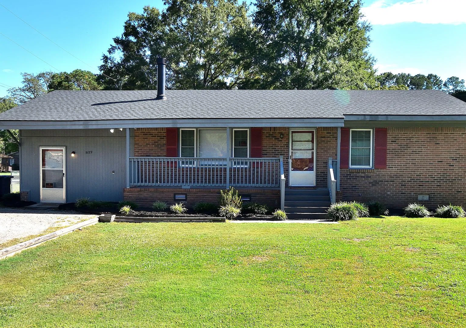 5129 Gainor Avenue — Photo 1