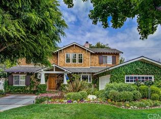 2427 College Dr, Costa Mesa, CA 92626