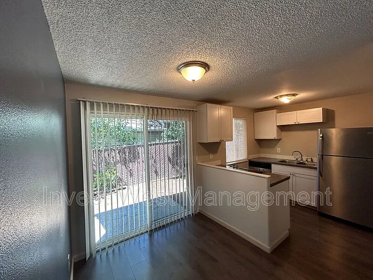 3512 Kauffman Ave #I — Photo 4