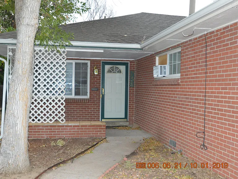 Entry way