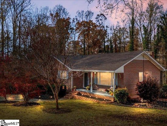 114 Casa Loma Dr, Taylors, SC 29687