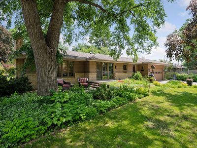 10933 Chowen Ave S, Bloomington, MN, 55431