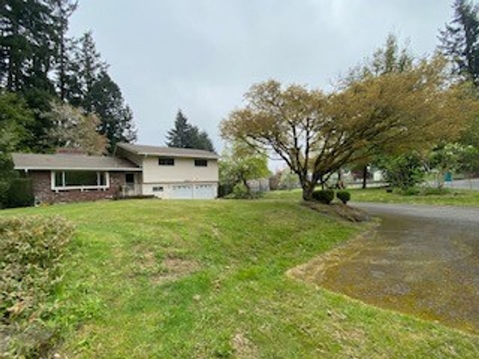 2nd image of 2820 NW 99th St