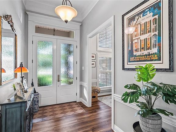 3rd image of 1020 Trail Ct