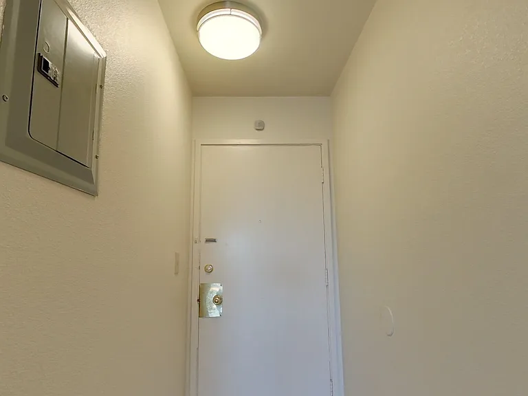 Parker House — Photo 21