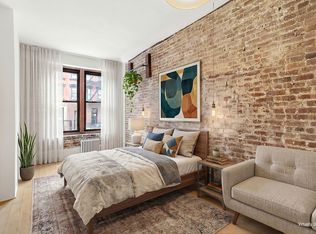 241 E 7th St APT 1B, New York, NY 10009
