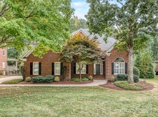 4301 Rosecliff Dr, Charlotte, NC 28277
