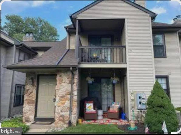 103 Basswood Ct, Warrington, PA 18976