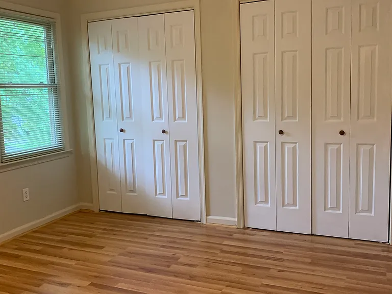 2412 Quaker Landing Rd — Photo 16