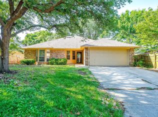 3945 Marsh Ln, Fort Worth, TX 76123