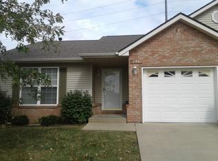 688 Carol Ann Dr, O'Fallon, IL 62269