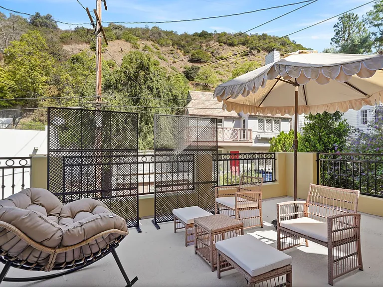9842 Portola Dr — Photo 19