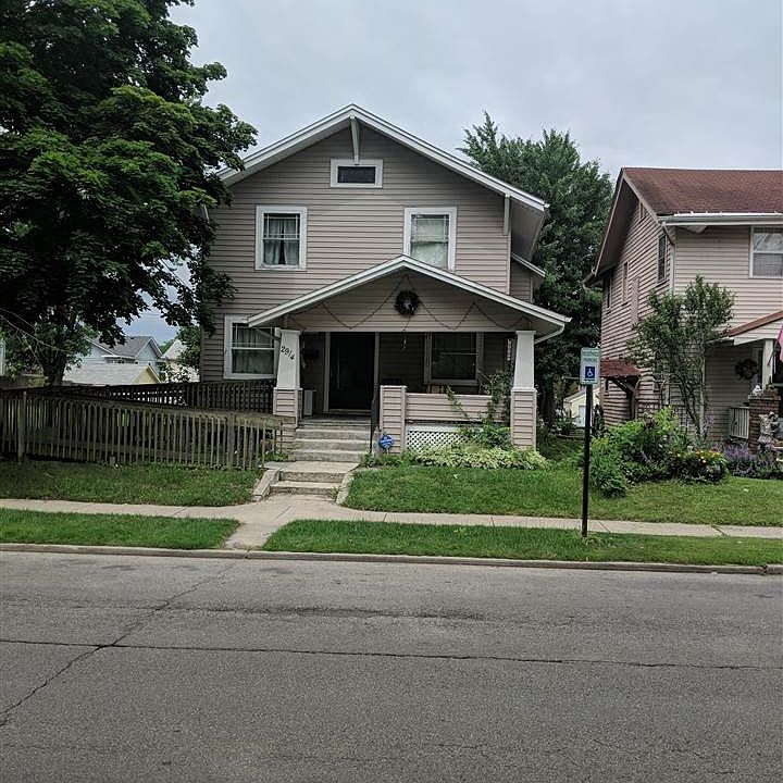 2nd image of 2914 S Harrison St