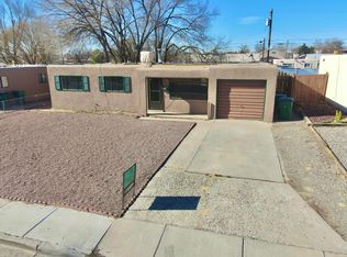 2017 Smith Ln, Farmington, NM 87401