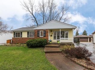 624 S Ellsworth Ave, Addison, IL 60101