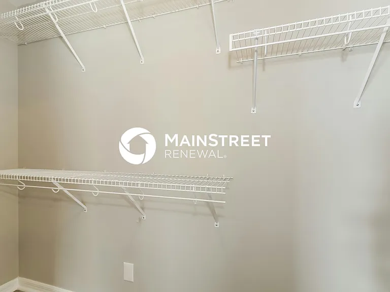 Walk In Closet