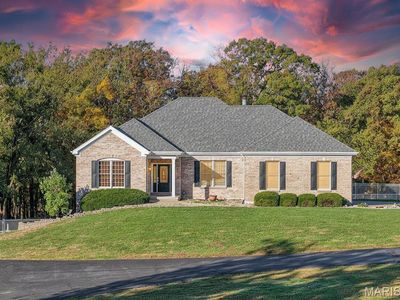 1285 Duello Rd, Lake Saint Louis, MO, 63367