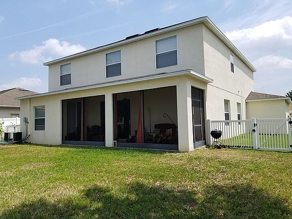 3rd image of 13252 Graham Yarden Dr
