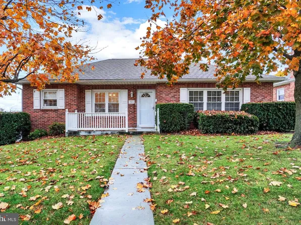 321 W Maple St, Dallastown, PA 17313