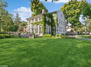 359 Scott St, Lake Forest, IL 60045