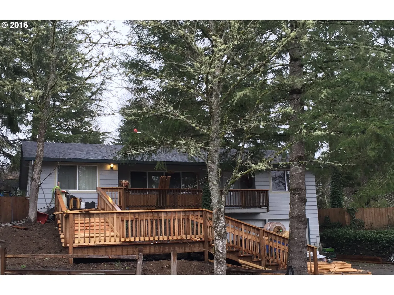 3237 Forest Gale Dr photo 1