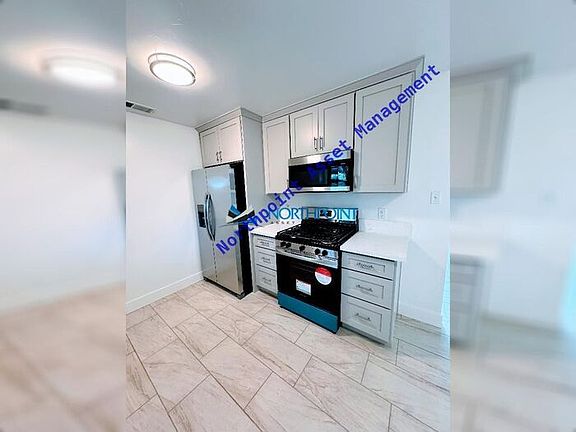 2nd image of 5639 Hazel Ave