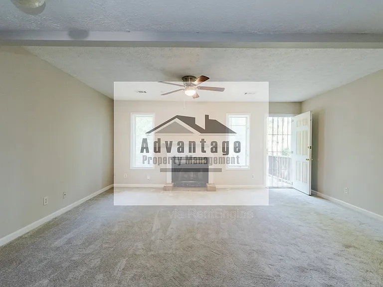 2782 Country Ct SE #B — Photo 22