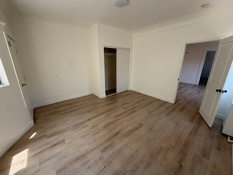 2139 Venice Blvd — Photo 11