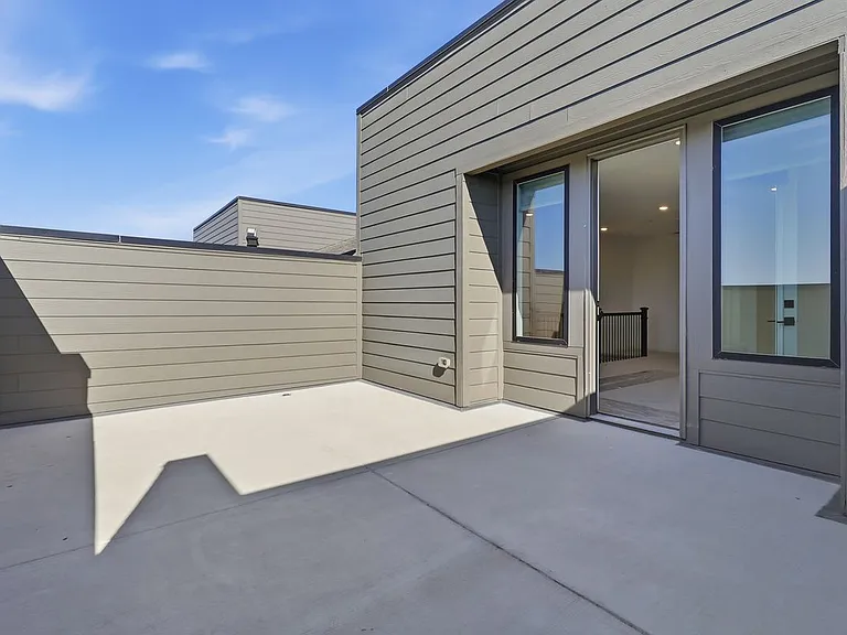 1264 Daybreak Dr — Photo 14