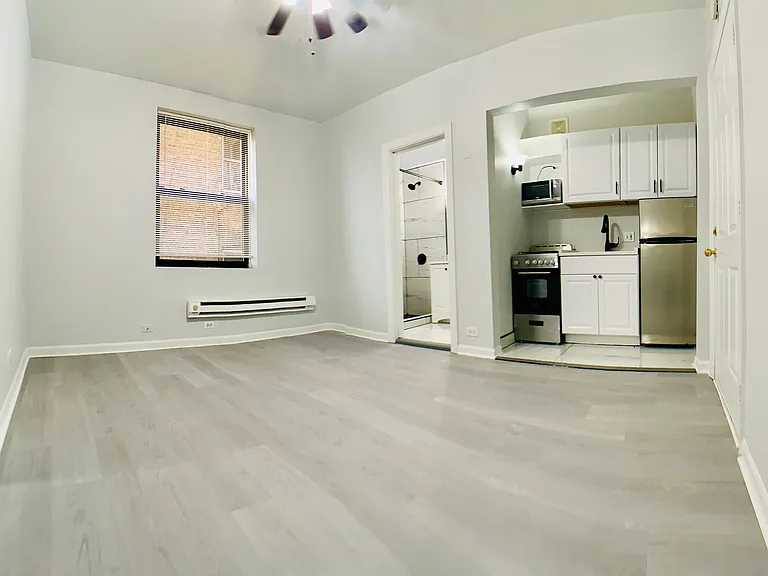 ANGELUS APARTMENTS — Photo 18