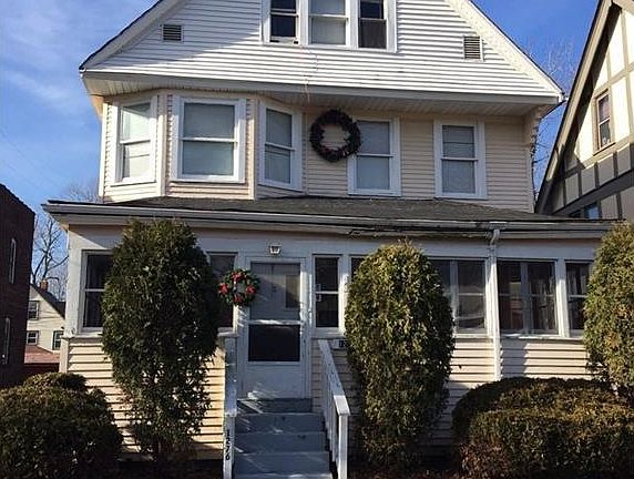 3rd image of 1276 W 112th St