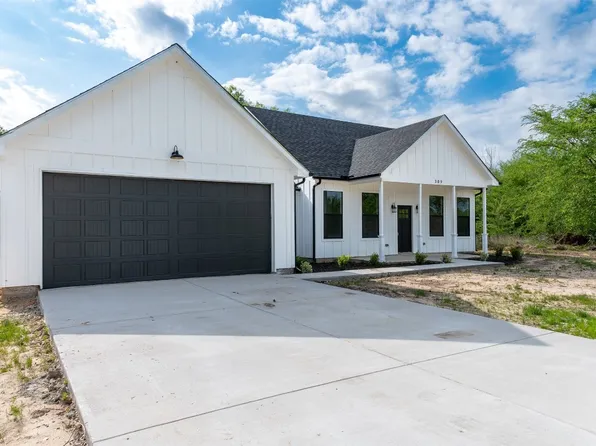 309 Luzon St, Tool, TX 75143