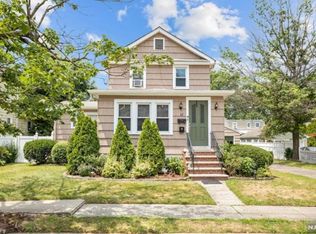 62 Terrace St, Bergenfield, NJ 07621