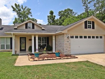 242 Yupon St, Kountze, TX, 77625