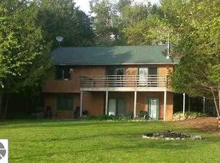 2093 Bell St, Central Lake, MI 49622