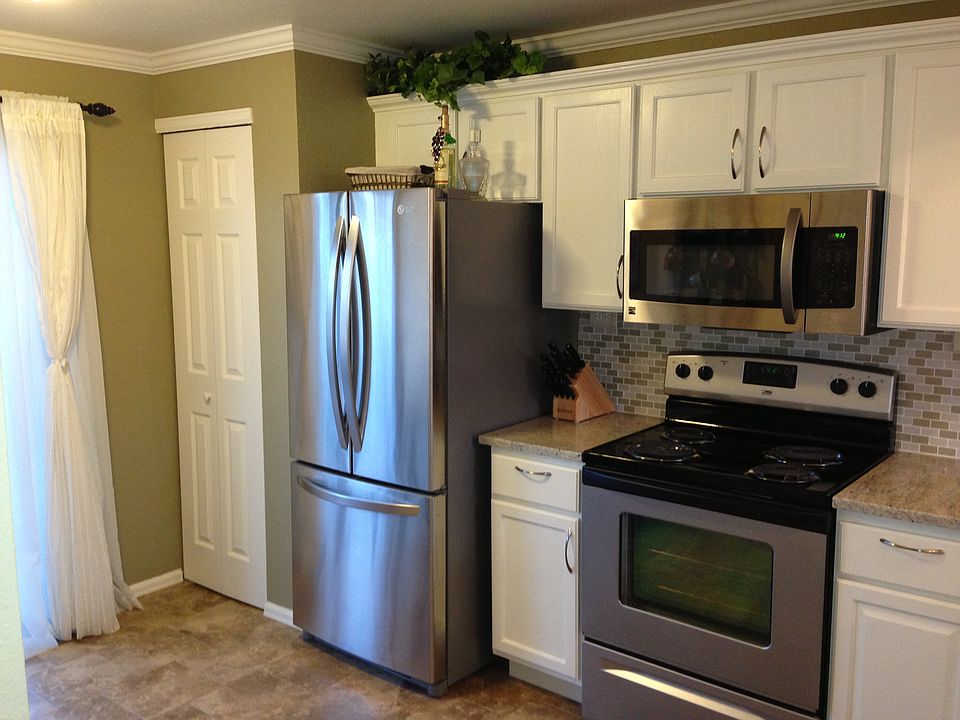 Beautiful updated kitchen
