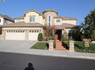 5877 Turnberry Dr, Dublin, CA 94568
