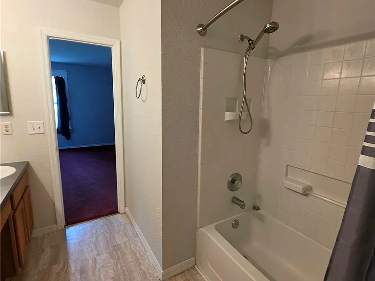 9222 E Waller Ln — Photo 17