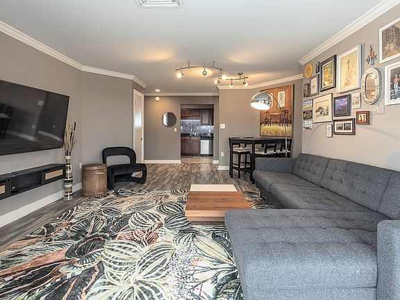 4th image of 655 Riverside Dr APT 708B