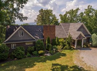 1445 Fox Chapel Ln, Goode, VA 24556