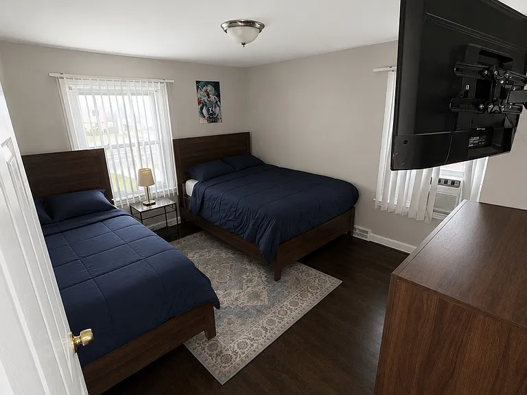 4242 W Outer Dr #1 — Photo 35