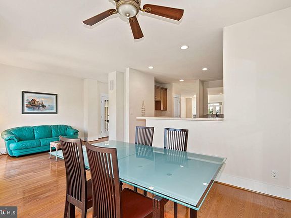 4th image of 29256 Park View Dr #5