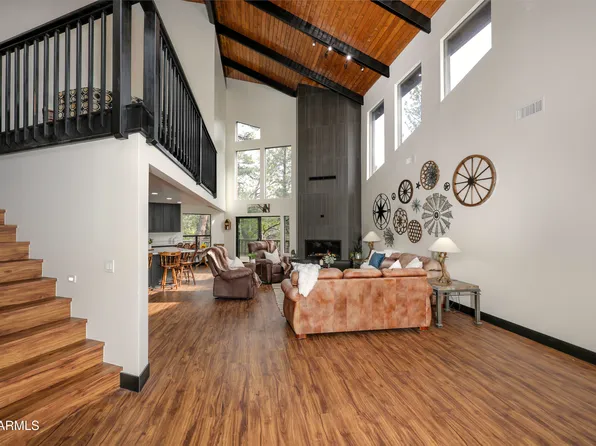 17998 S GREEN MOUNTAIN Place, Munds Park, AZ 86017