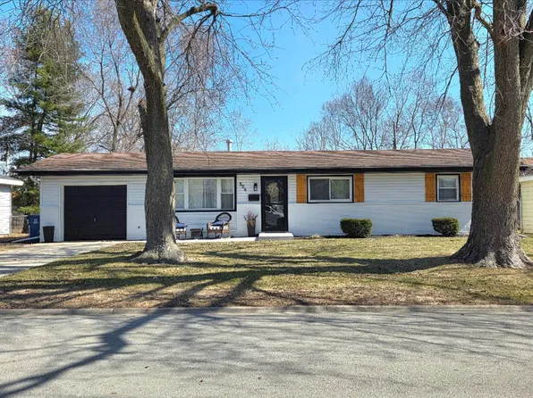 524 E Juniper Ln, Bradley, IL 60915