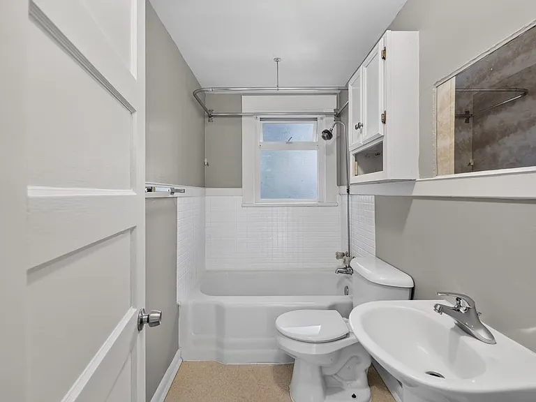 820 S J St #B — Photo 14