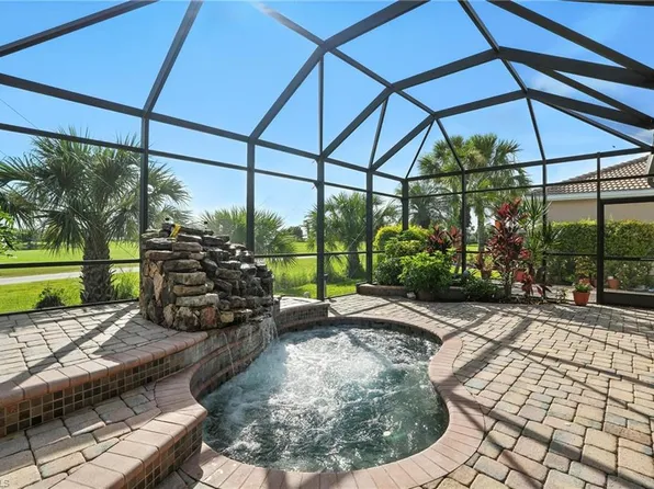 20745 Castle Pines CT, NORTH FORT MYERS, FL 33917