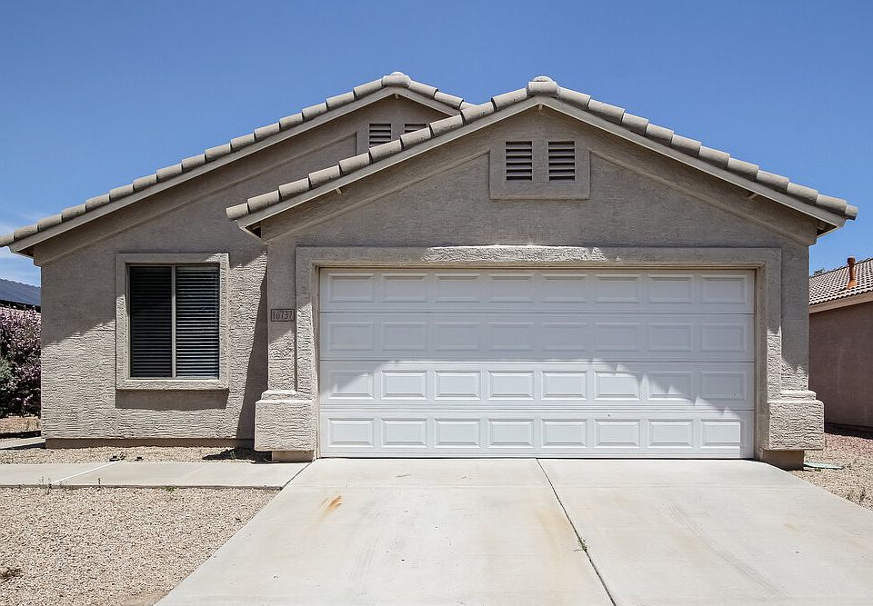 1st image of 16737 N 114th Dr