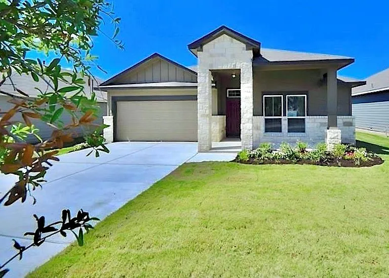 1416 Fort Dessau Rd — Photo 1