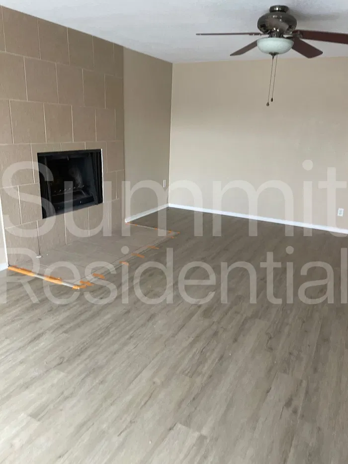 4 bed, 2.0 bath, 1743 sqft, $1,995 — Photo 3