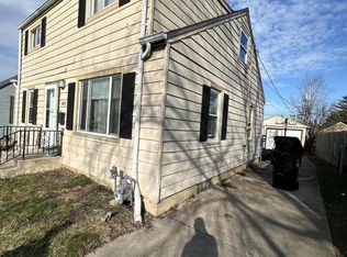 1617 Russet St, Racine, WI 53405